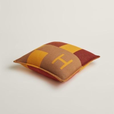 クッション - ホーム テキスタイル | エルメス | Hermès - エルメス